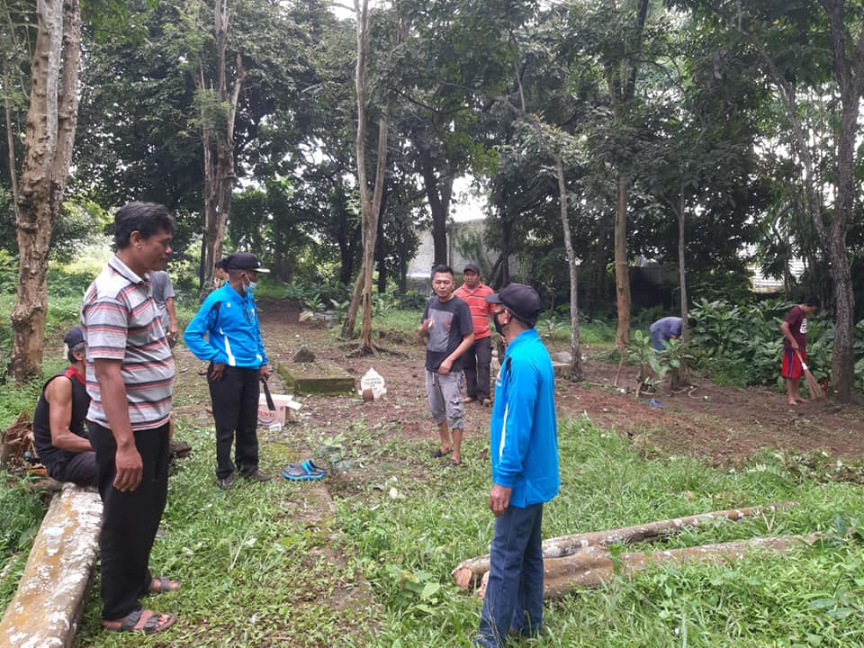 Kerja Bakti Kelurahan Serang dan Warga