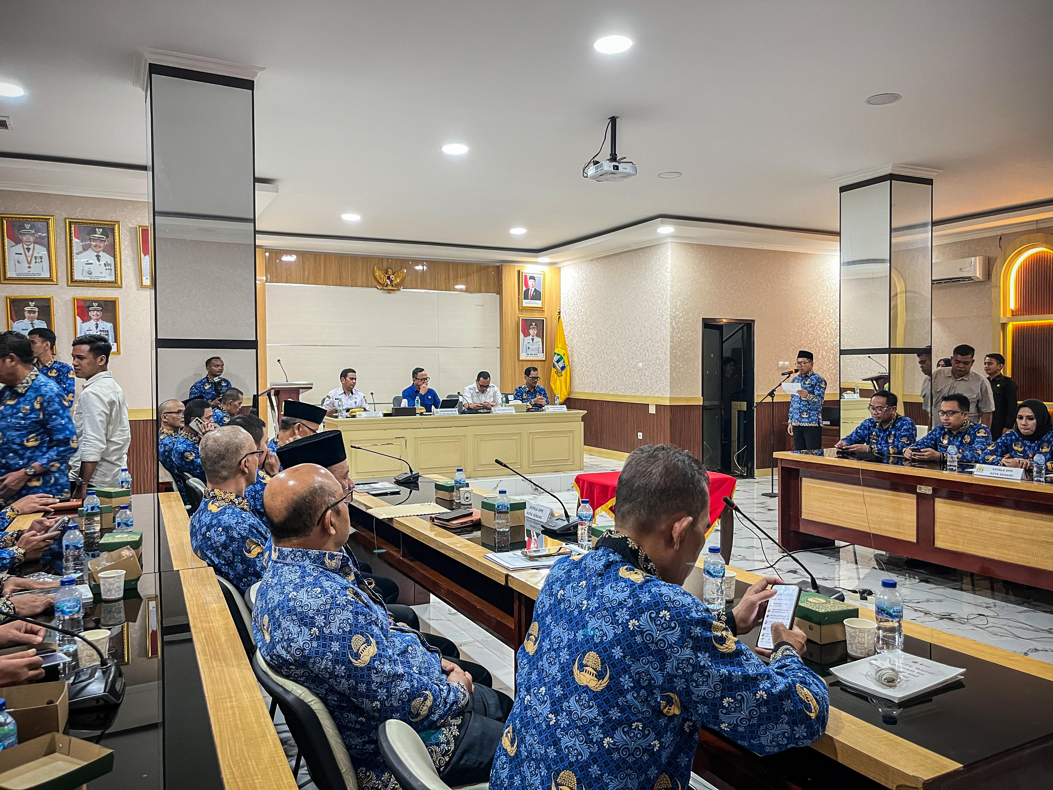 MENGHADIRI FOCUS GROUP DISCUSSION (FGD) OPTIMALISASI - RABU, 20 MEI 2026