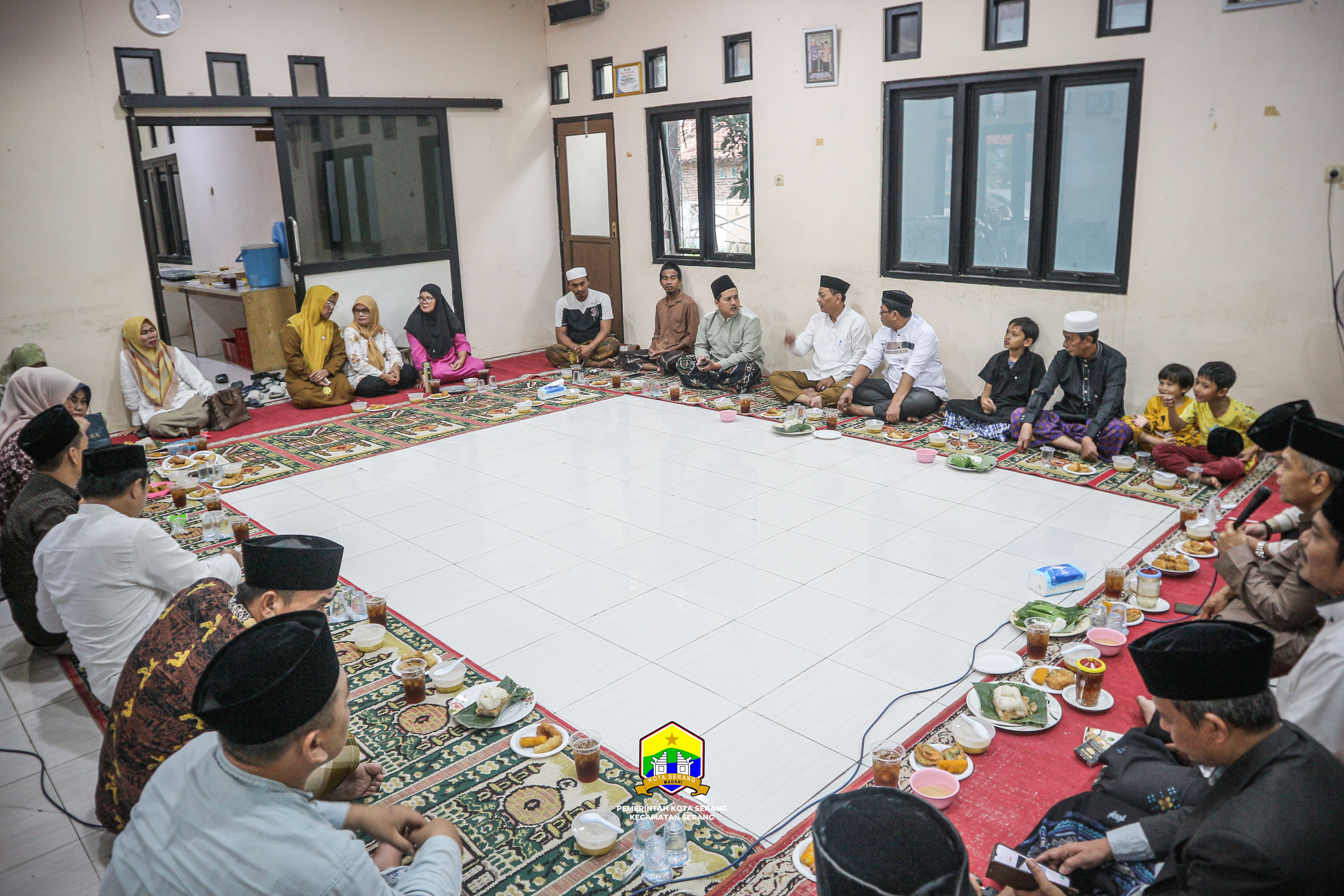 KEGIATAN TARAWIH BERKUNJUNG DI KECAMATAN SERANG