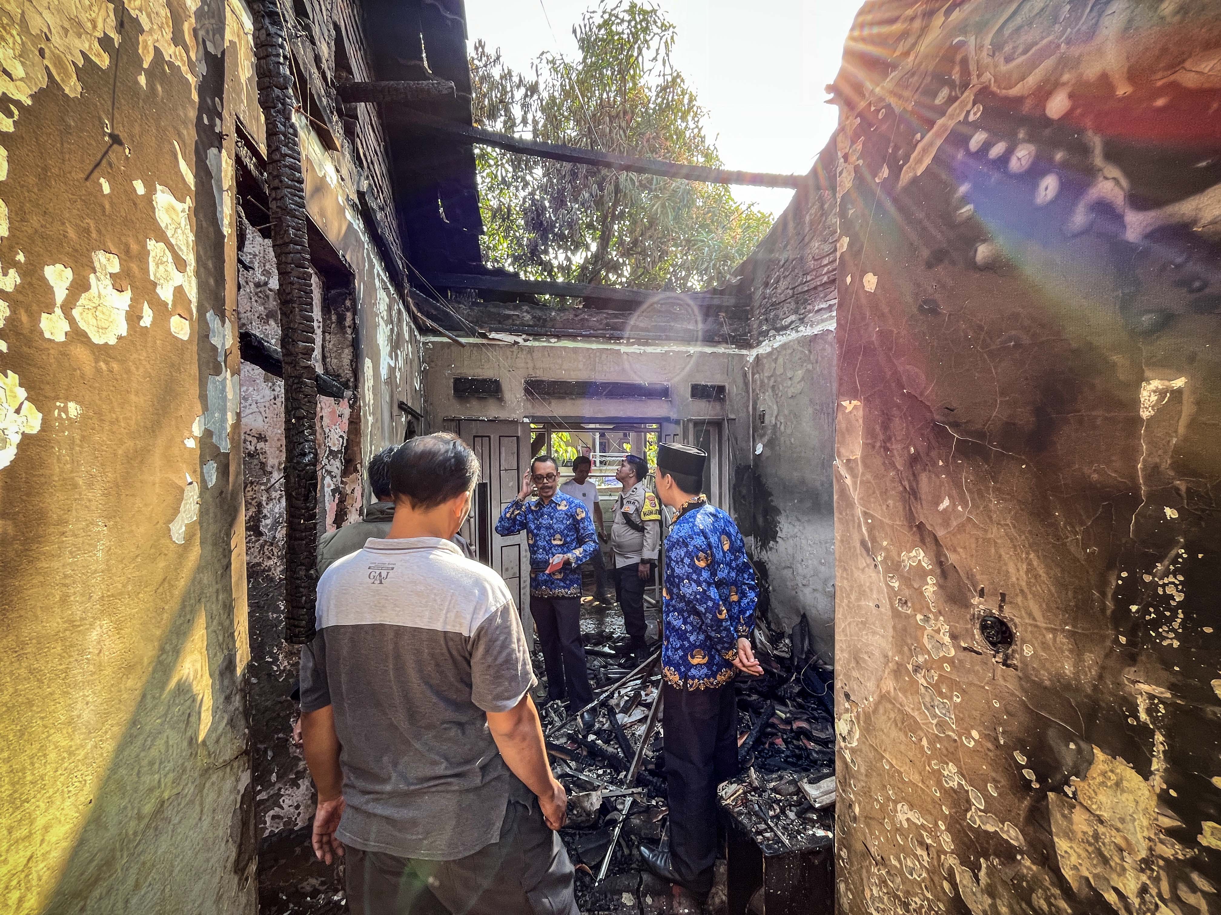 MONITORING LOKASI KEBAKARAN DI KELURAHAN TRONDOL - JUMAT, 17 JULI 2026