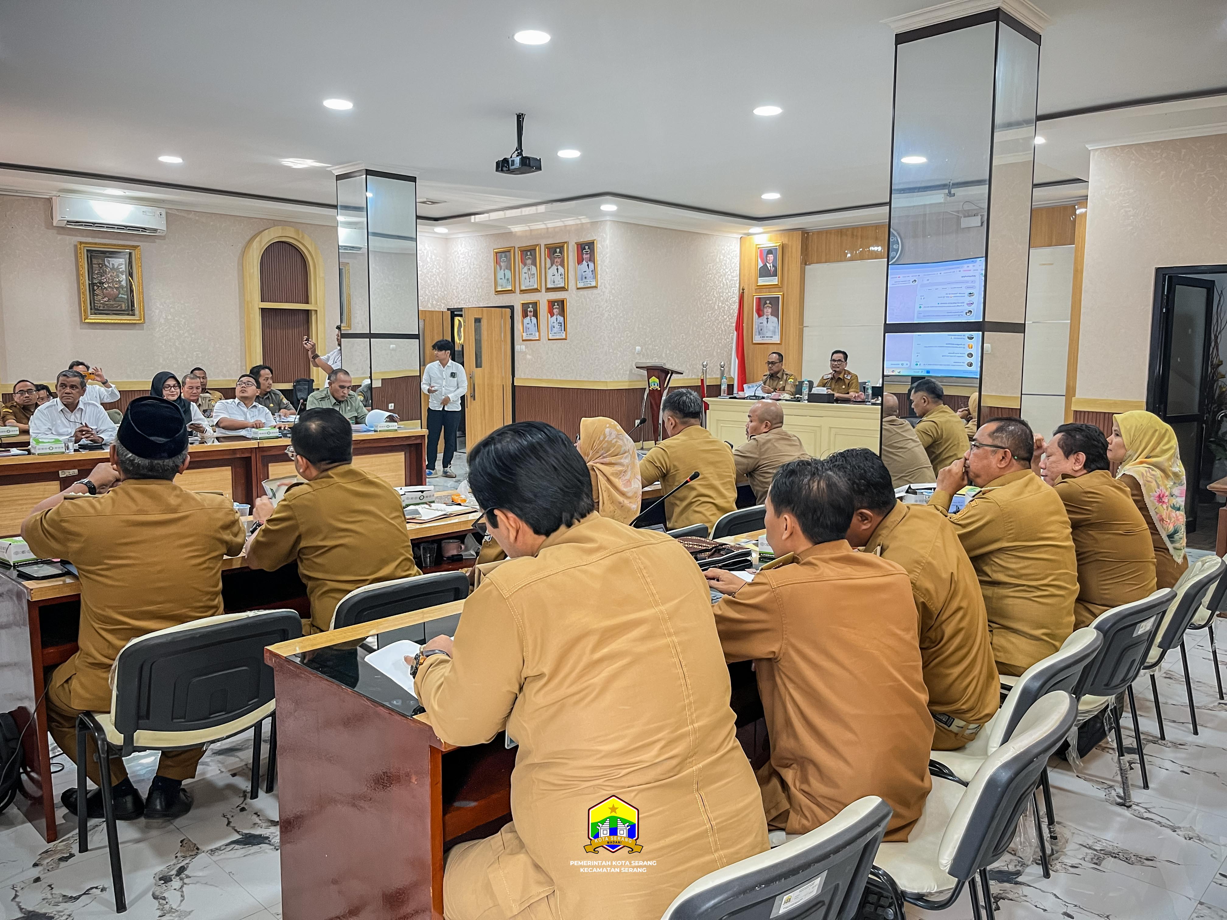 RAPAT KOORDINASI PENANGANAN BANJIR DAN RUMAH ROBOH - SENIN, 05 JANUARI 2026