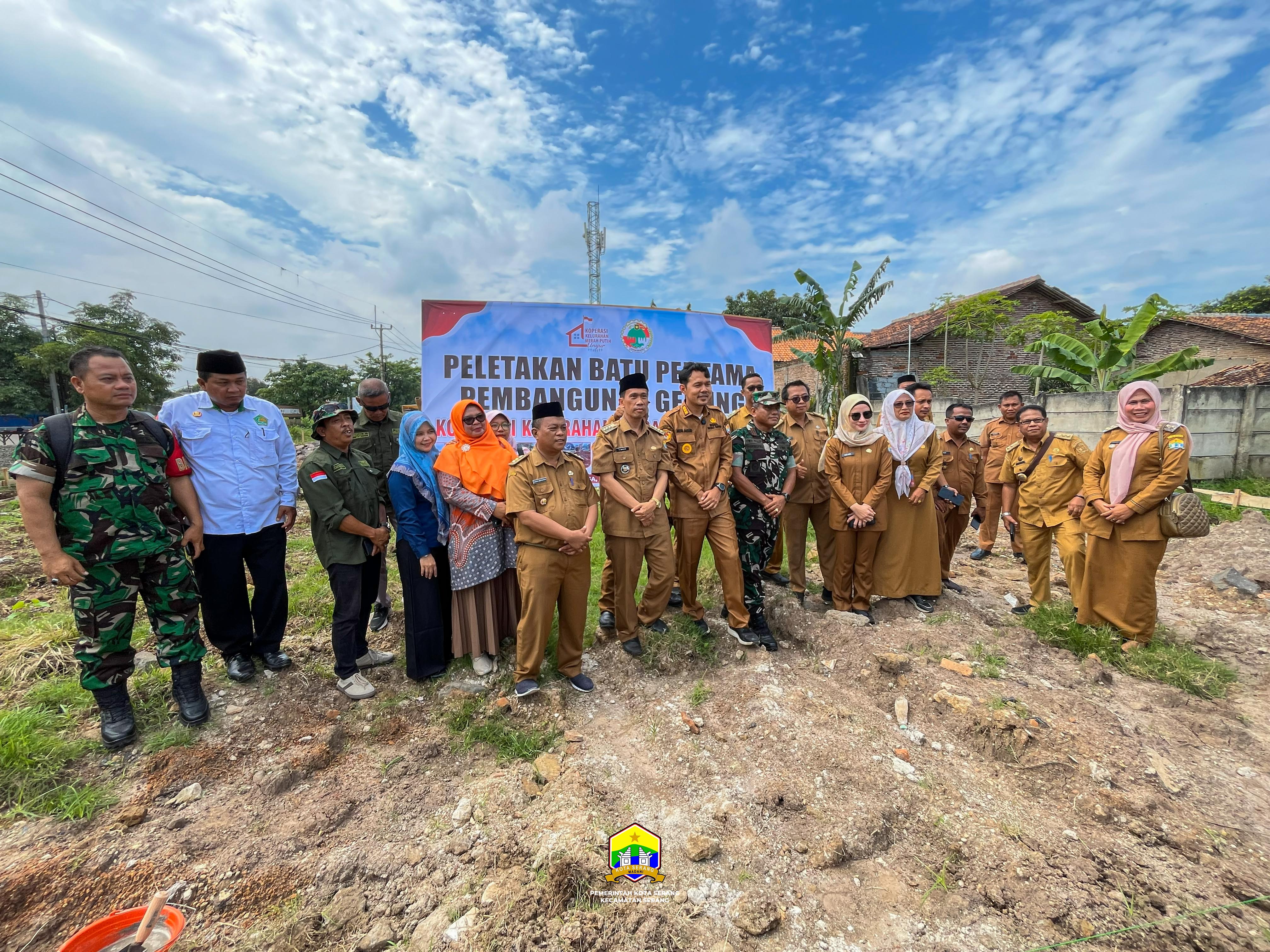 PELETAKAN BATU PERTAMA PEMBANGUNAN KOPERASI MERAH PUTIH (KMP) KELURAHAN UNYUR KECAMATAN SERANG - SELASA, 06 JANUARI 2026