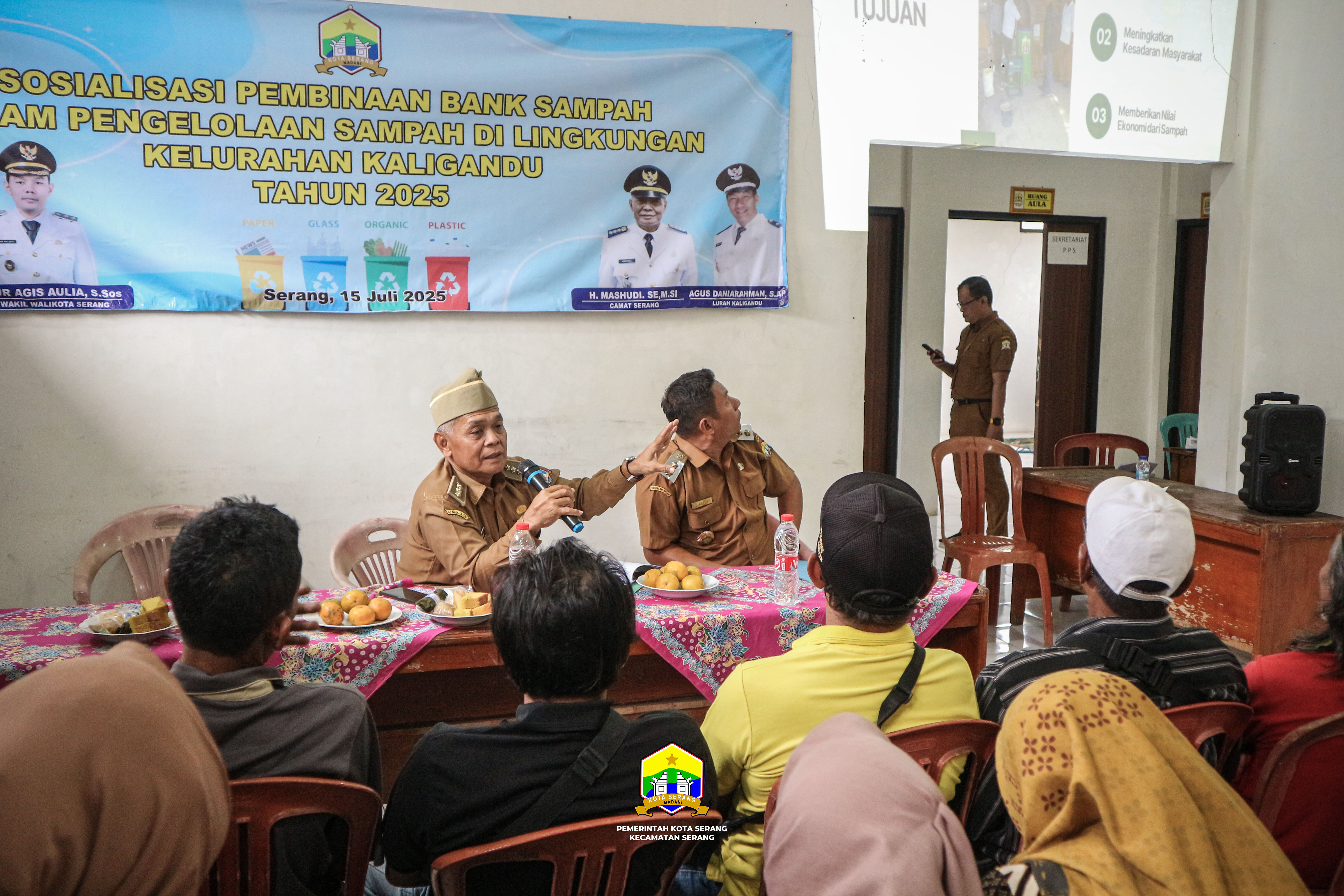 SOSIALISASI PEMBINAAN BANK SAMPAH DALAM PENGELOLAAN SAMPAH DI LINGKUNGAN KELURAHAN KALIGANDU TAHUN 2025 - SELASA, 15 JULI 2025