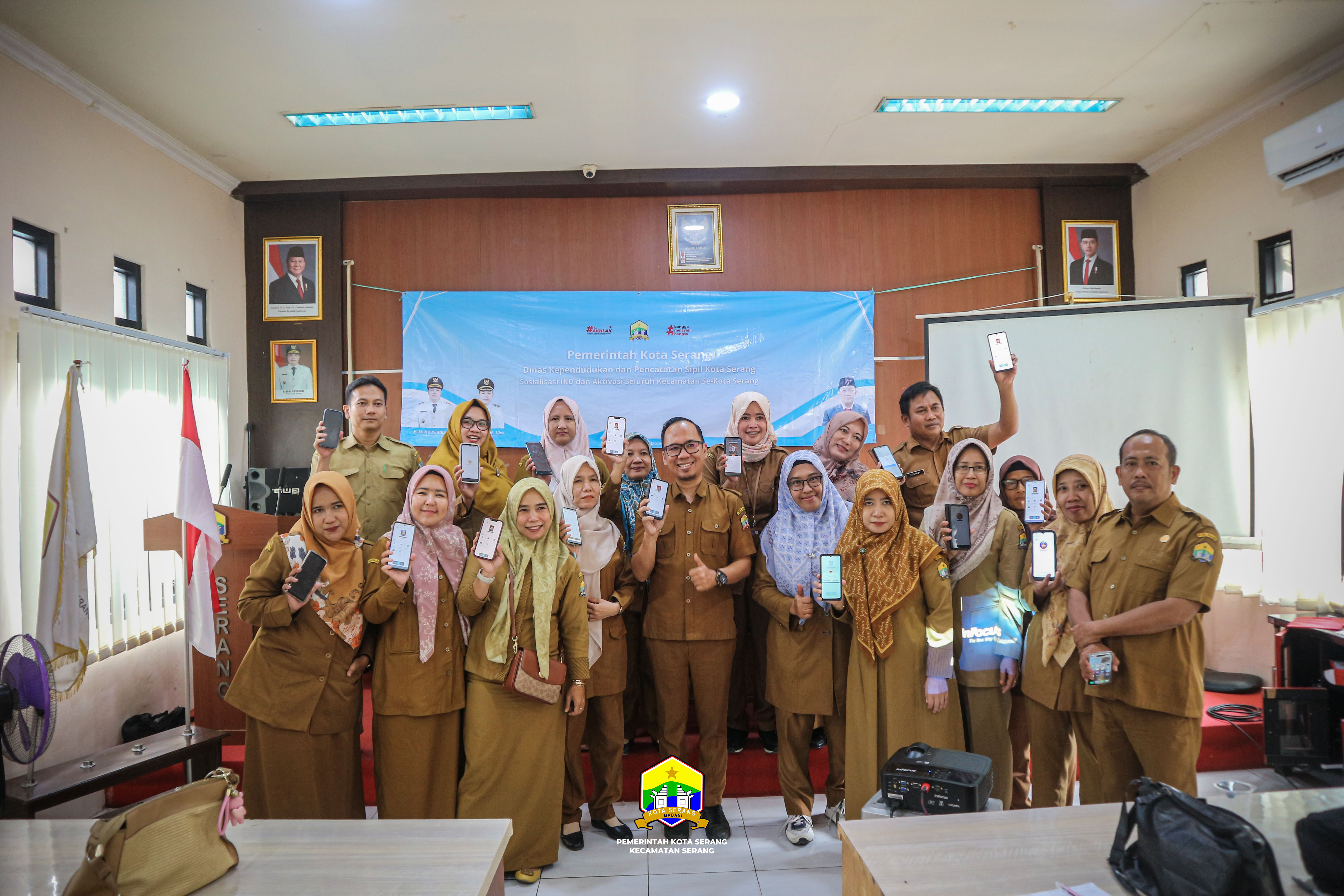 DINAS KEPENDUDUKAN DAN PENCATATAN SIPIL KOTA SERANG SOSIALISASI IKD DAN AKTIVASI SELURUH KECAMATAN SE-KOTA SERANG - SELASA, 30 SEPTEMBER 2025