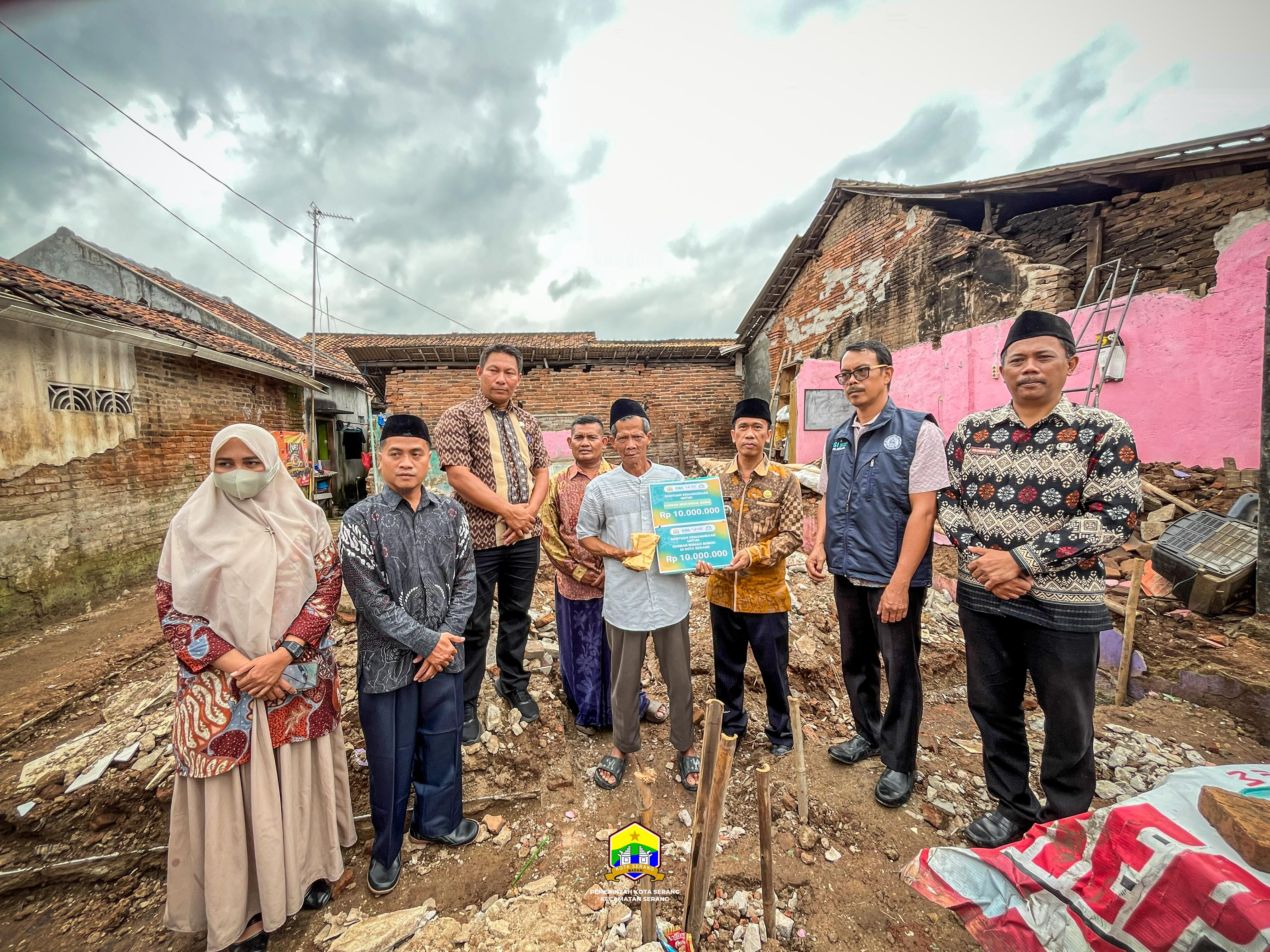 PENYERAHAN BANTUAN PEMKOT SERANG UNTUK KORBAN RUMAH DI KELURAHAN KALIGANDU KECAMATAN SERANG – KAMIS, 19 FEBRUARI 2026