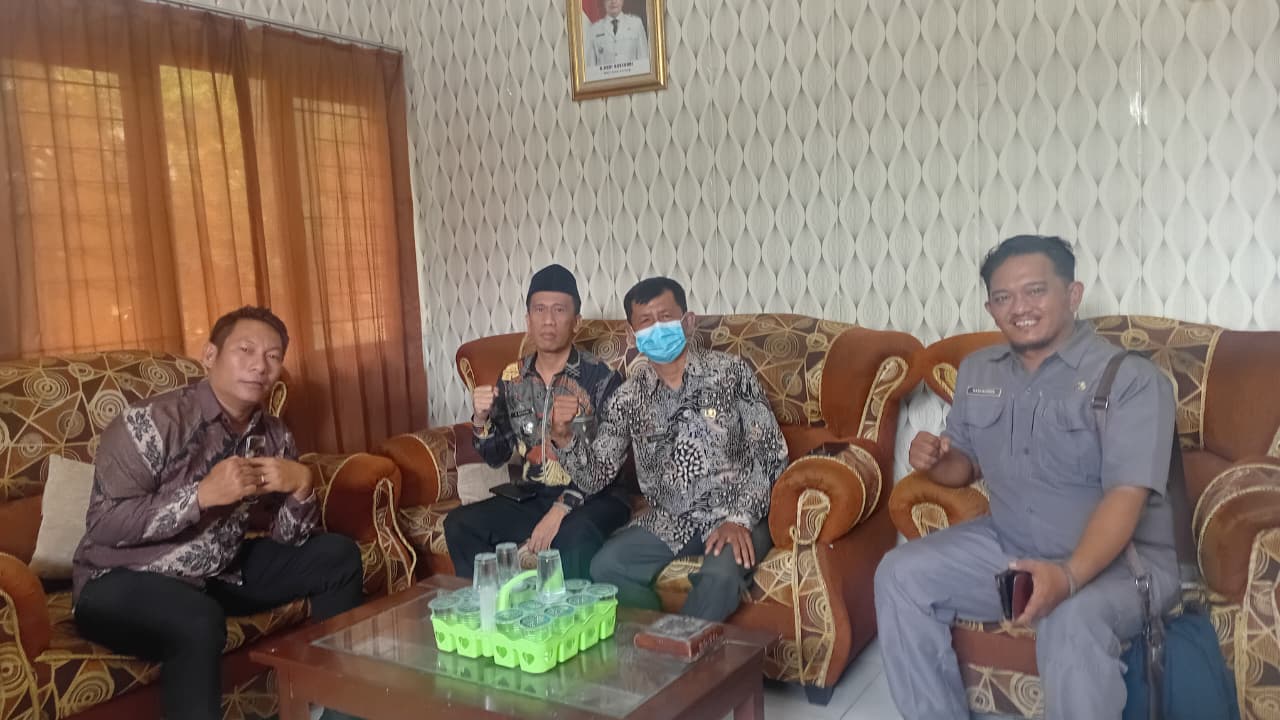 MONITORING PENYERAHAN BANTUAN PANGAN KEPADA WARGA KELURAHAN KALIGANDU - KAMIS, 02 APRIL 2026