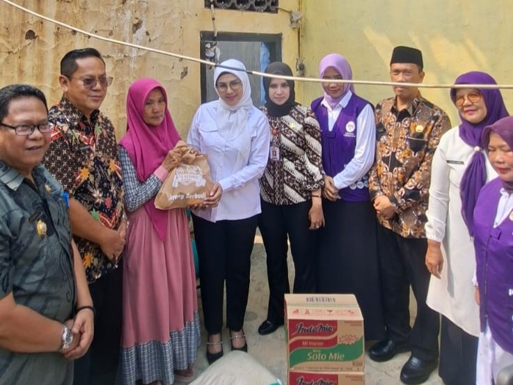 PENYERAHAN BANTUAN UNTUK WARGA TERDAMPAK RUMAH ROBOH - KAMIS, 03 SEPTEMBER 2026